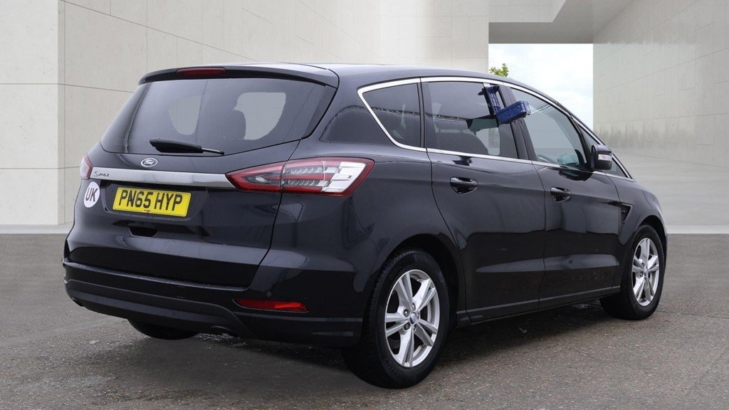 Ford S max