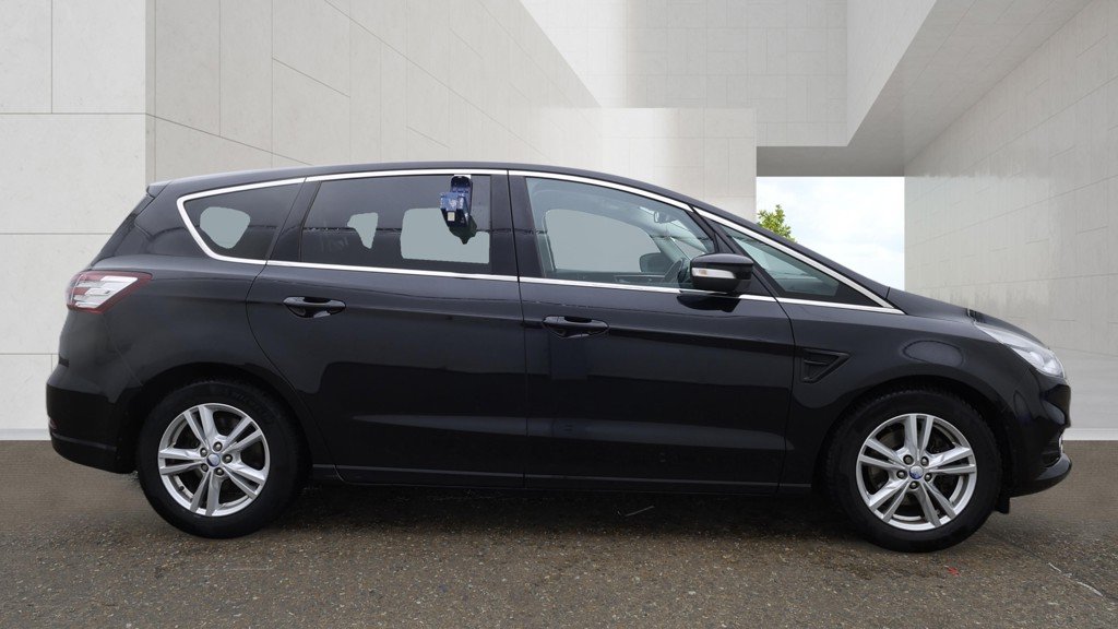 Ford S max